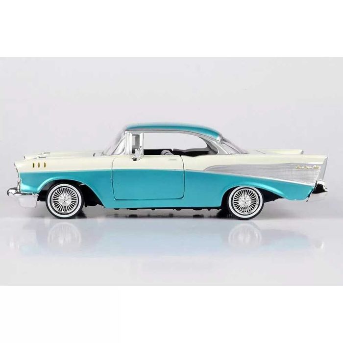 Метална количка кола Шевролет 1:24 Chevrolet 1957 Chevy Bel Air