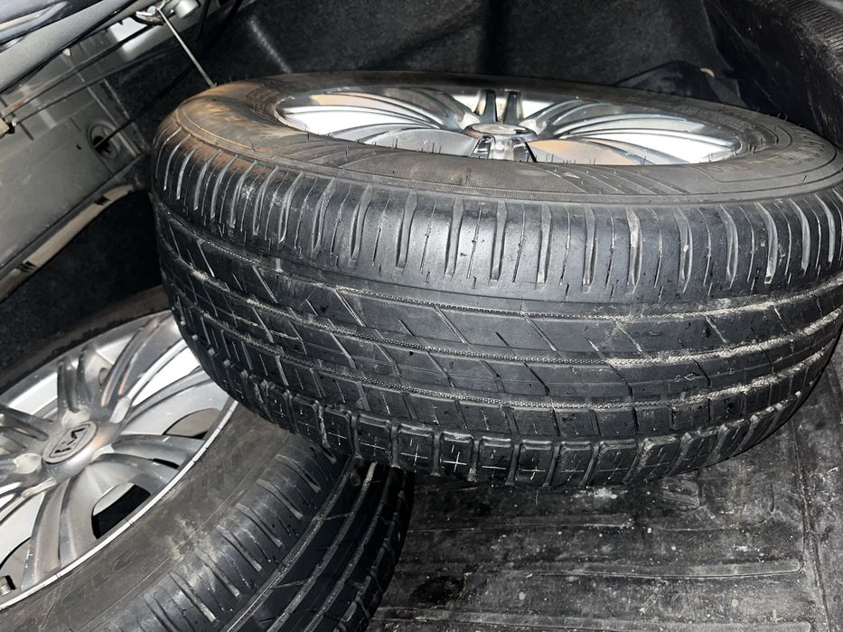 Летнии шины и диски на R16