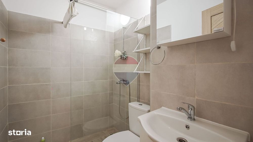 Garsonieră complet renovată de vânzare – Str. Soarelui | Parter