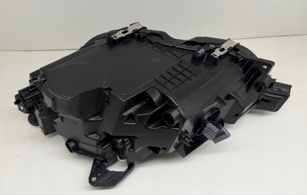 Десен фар Волво ХЦ  фул лед 60 VOLVO XC 60 XC60 2 II  FULL LED 31420418