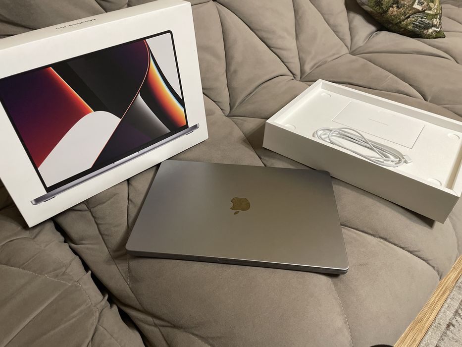 Apple MacBook PRO 16