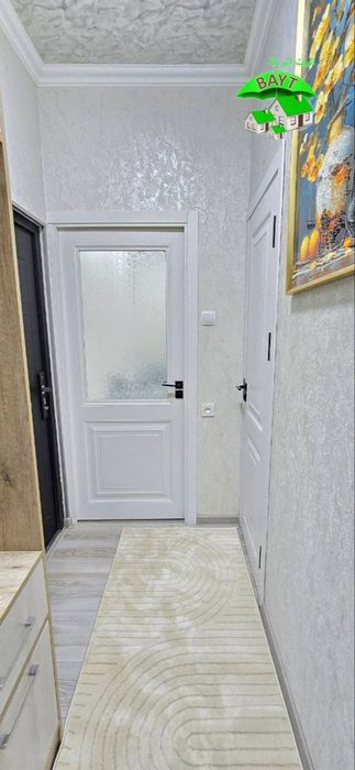 * МЕТРО М УЛУГБЕК 700 метр 1в2/1/4 Чиланзар 9 квартал Продаётся