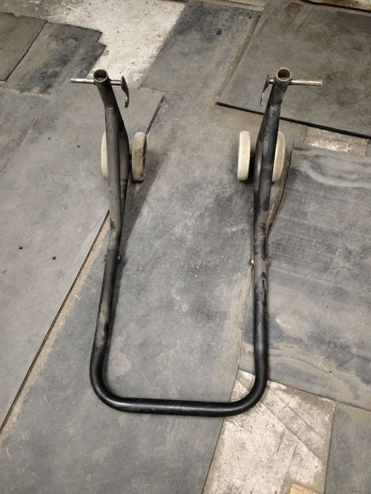 Мотоподкат для мотоцикла