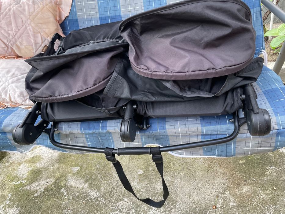 Двойна количка за породени/близнаци Mountain Buggy Nano Duo