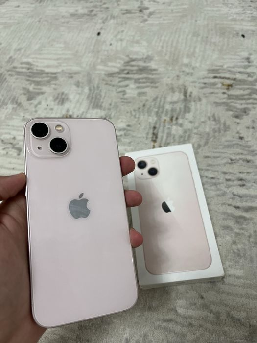 iPhone 13 256GB В Хорошем состоянии