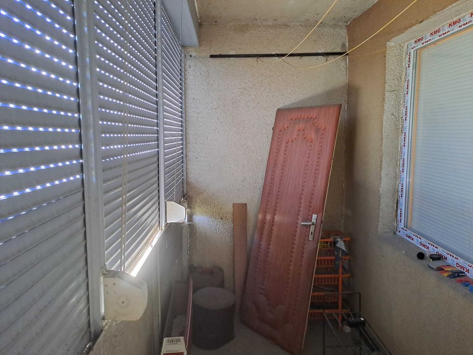 Продава се Двустаен апартамент в Плевен, Дружба 3 - 60 кв.м за 975 €/кв.м - Снимка #7