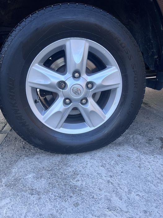 Оригинальный диски Land cruiser 200.