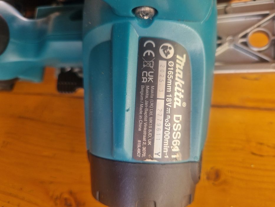 Circular Makita DSS 611