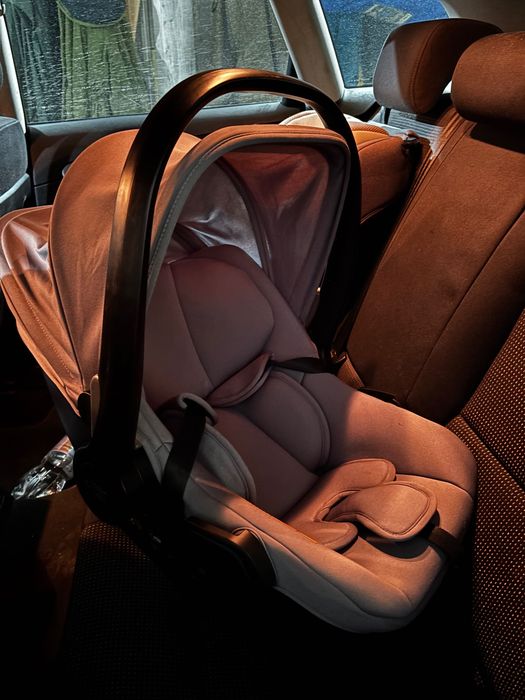 Столче за кола Britax Romer