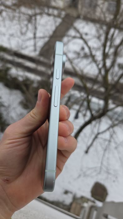 Google Pixel 9 - green