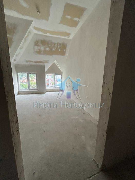 Продава се Тристаен апартамент в Шумен, Боян Българанов 1 - 80 кв.м за 1084 €/кв.м - Снимка #2