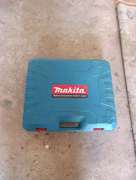 Набор электрических шруповерт,болгарка,префаратор,гайковерт