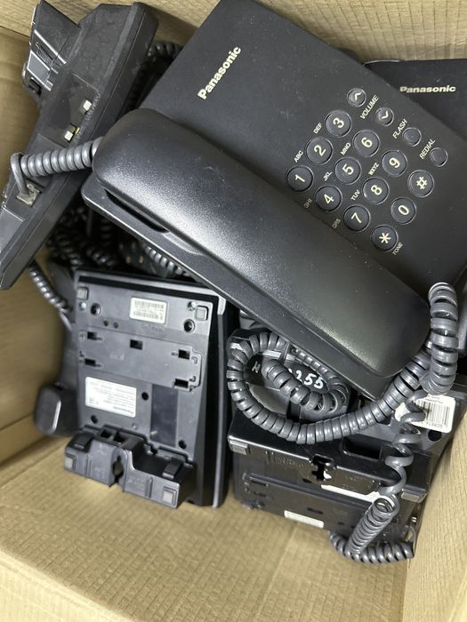 Телефон Panasonic KX-TS2350RU