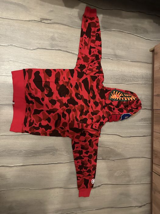 Bape hoodie black and red