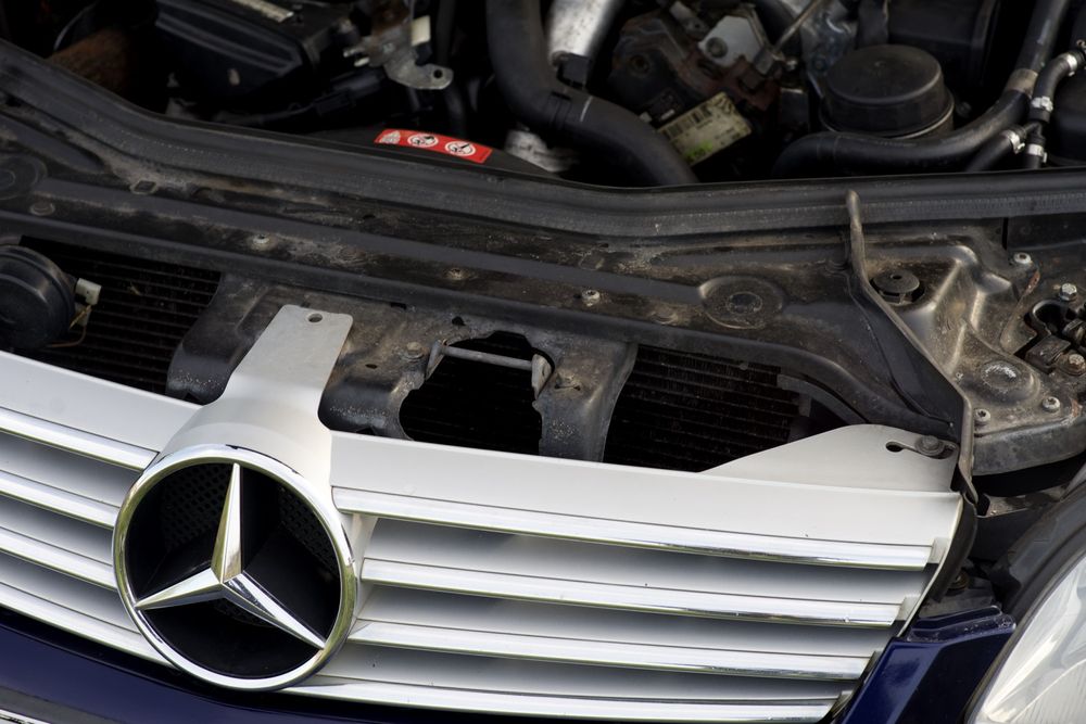 Grila bara fata frontala gtila capota Mercedes CLS320 W219 capota bara fata amg  bara spate amg capota far usa portbagaj haion stop perna cls w219