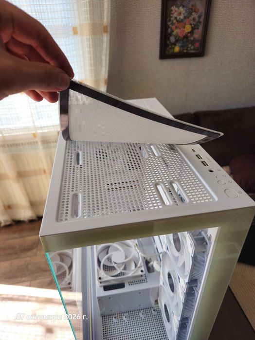 Gigabyte C500 PANORAMIC Stealth Ice
