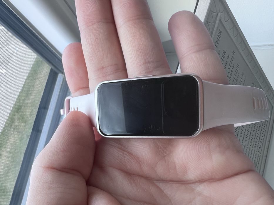 Vand Huawei Band 8, bratara / ceas smart fitness