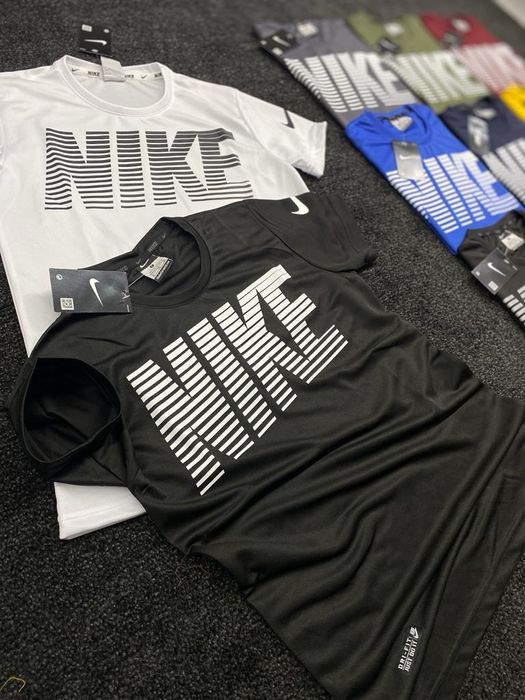 Мъжки тениски Nike и други.