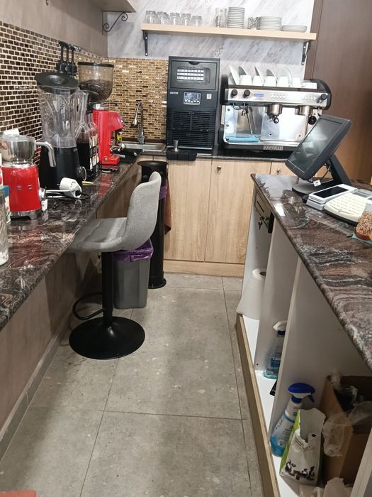 Afacere la cheie cafenea