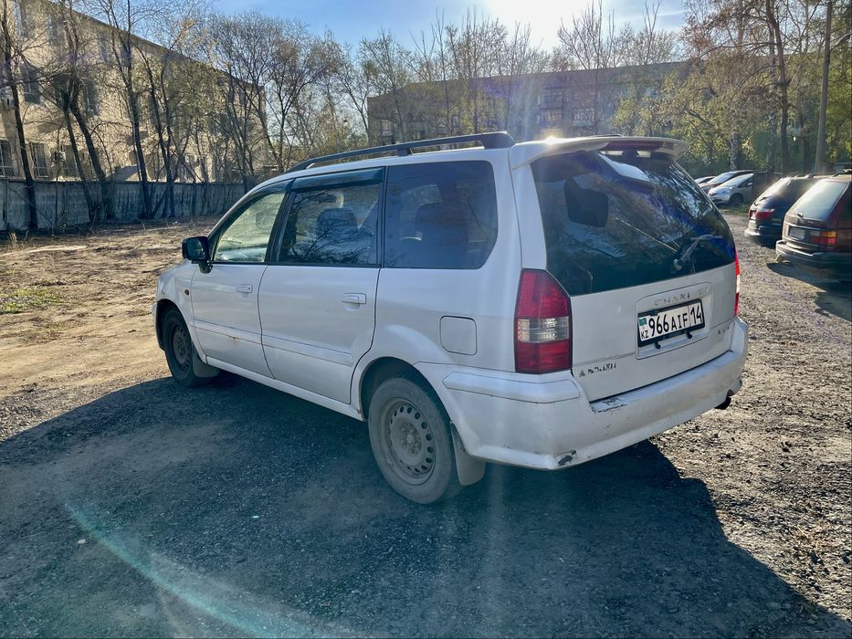 Mitsubishi Chariot