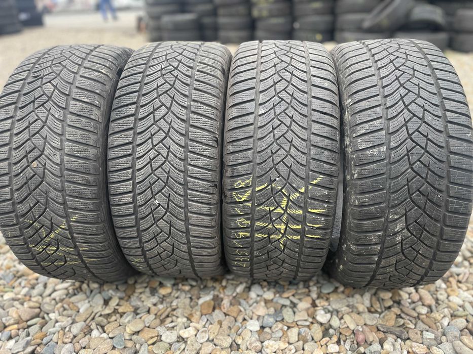 4x 235 40 18 Goodyear Ultragrip Perfomance