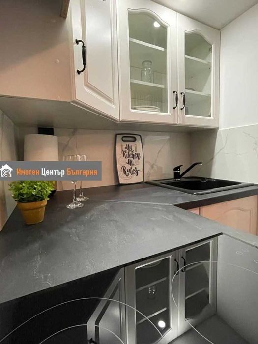 Продава се Едностаен апартамент в София, Център - 42 кв.м за 4691 €/кв.м - Снимка #9