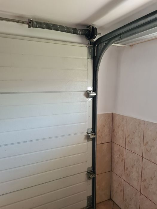 Usa garaj secționale cu automatizare  nice