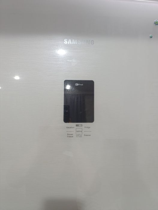 Продам холодильник Samsung No Frost
