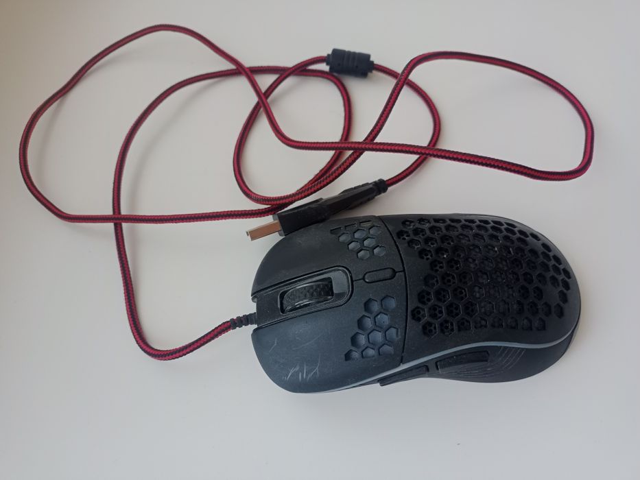 Продам игровую мышку