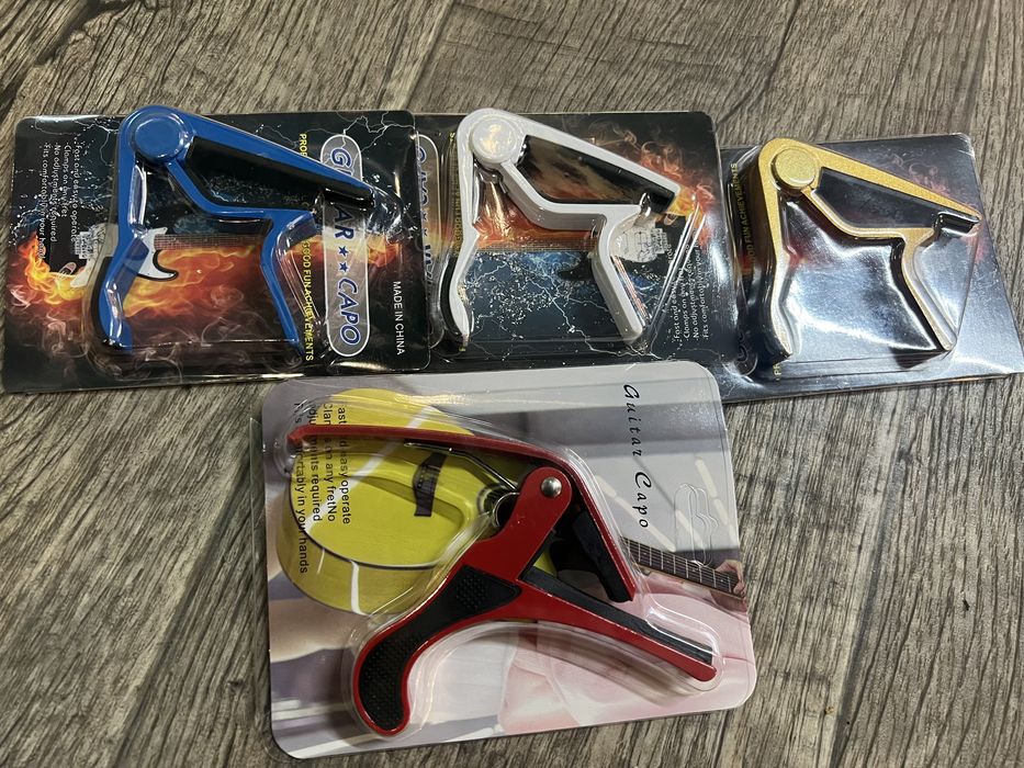 Каподастр для гитары