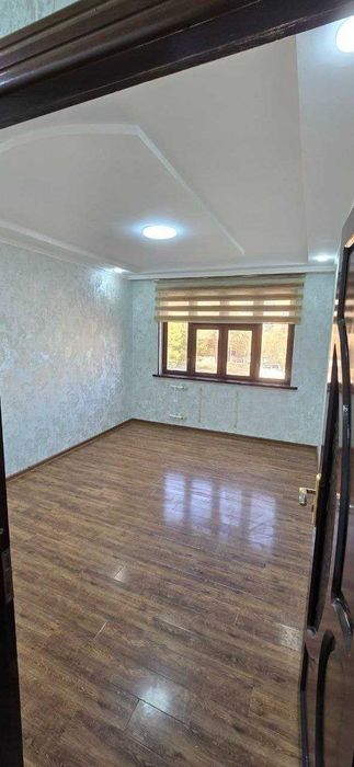 Продаётся 3х комн квартира на 2 этаже Ор-р Тожмахал