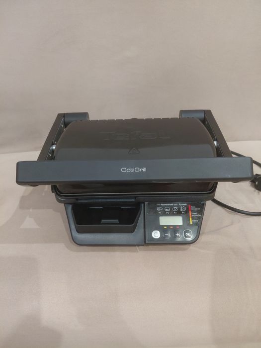 Продавам OptiGrill Tefal