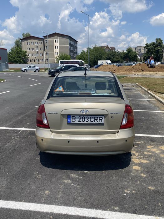 HYUNDAI Accent 2009 — imagine 2