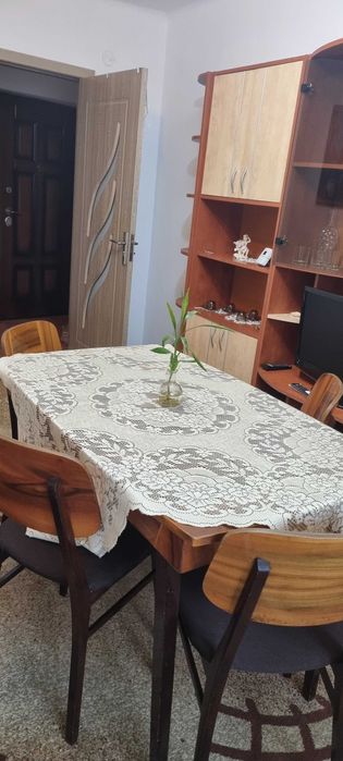 Inchiriez  apartament 2 camere