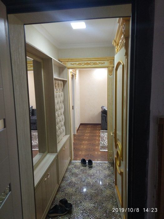 Срочно Чиланзарский район метро Новза 2 комнат