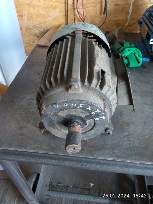 Электродвигатель