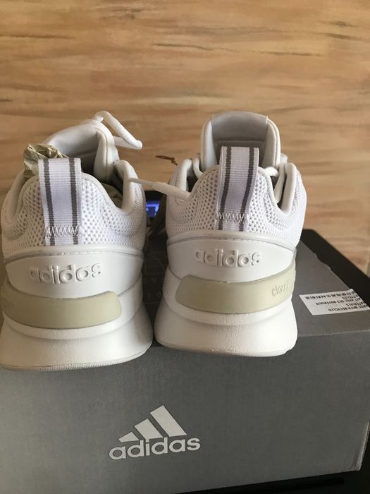 Маратонки adidas