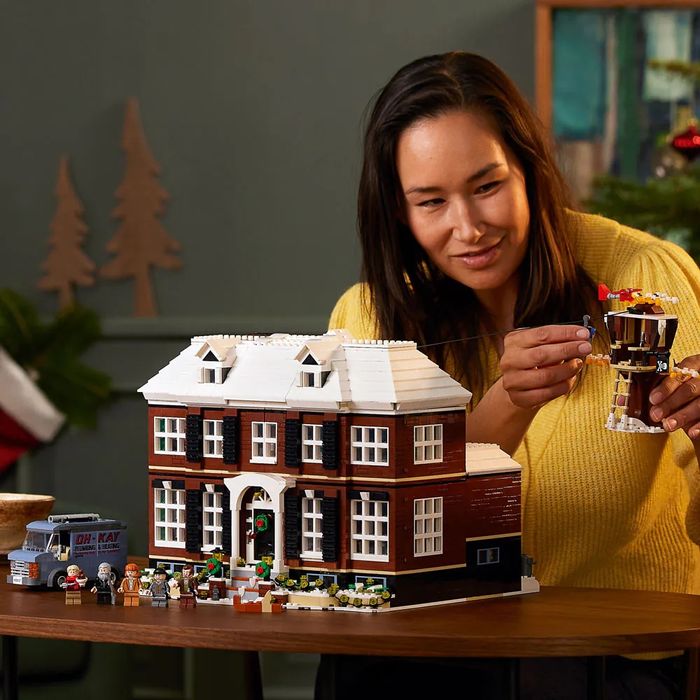 LEGO 21330 Сам вкъщи LEGO Ideas Home Alone 21330