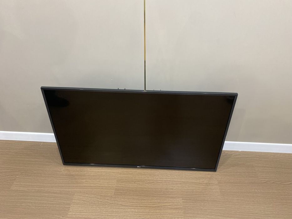 Продается телевизор LG  отличном состояние