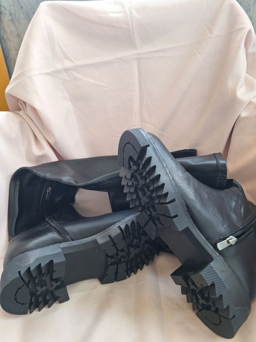 Нови високи ботуши NA-KD