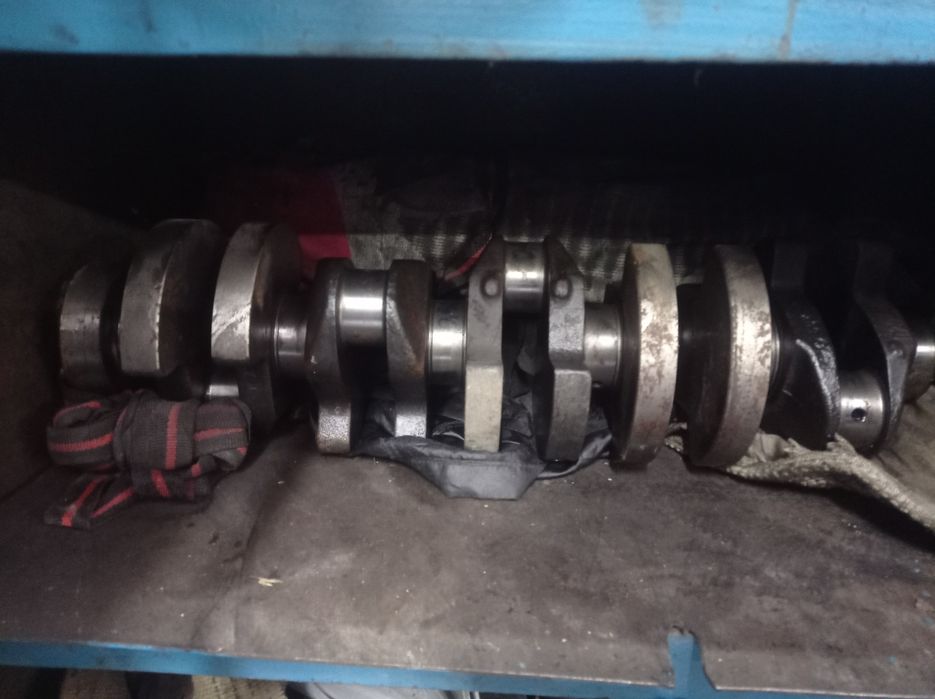 Запчасти Мерседес Т- 1