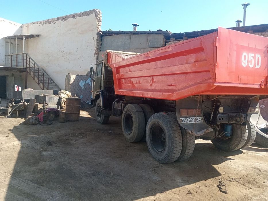 Камаз самосвал..