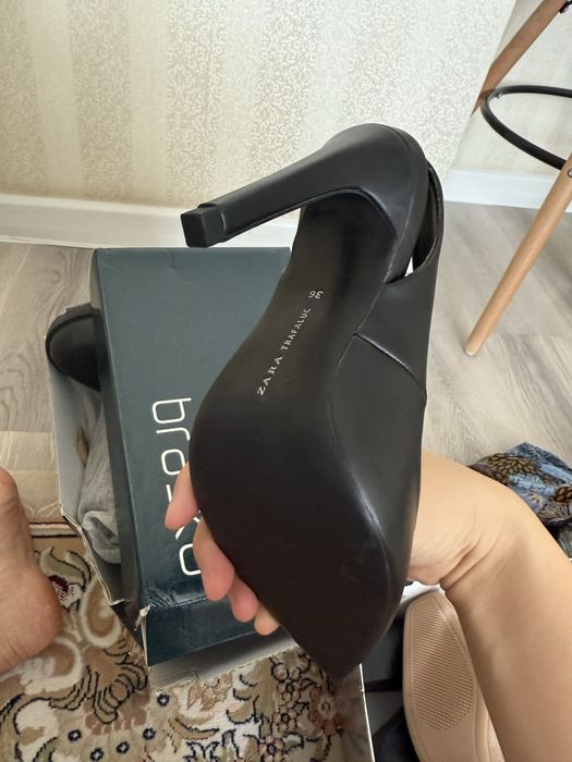 Туфли на каблуках зара