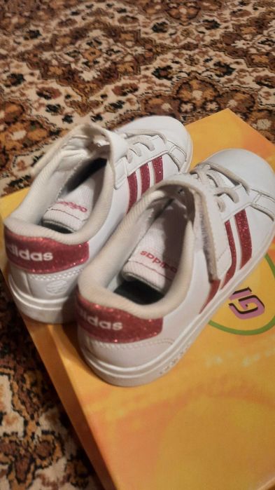 Детски маратонки addidas