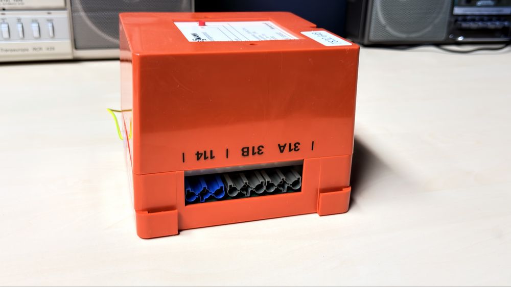 Automat Viessmann 7822 648 Honeywell S4572A 1004V02 – comandă arzător pe gaz, 230V, NOU