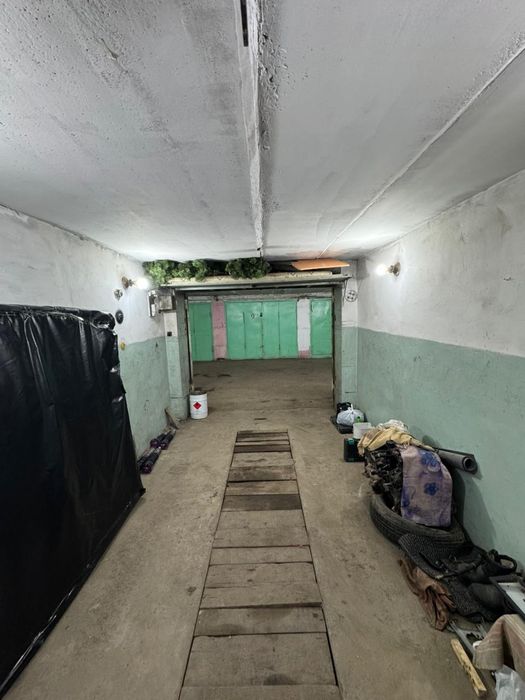 Продать подземный гараж