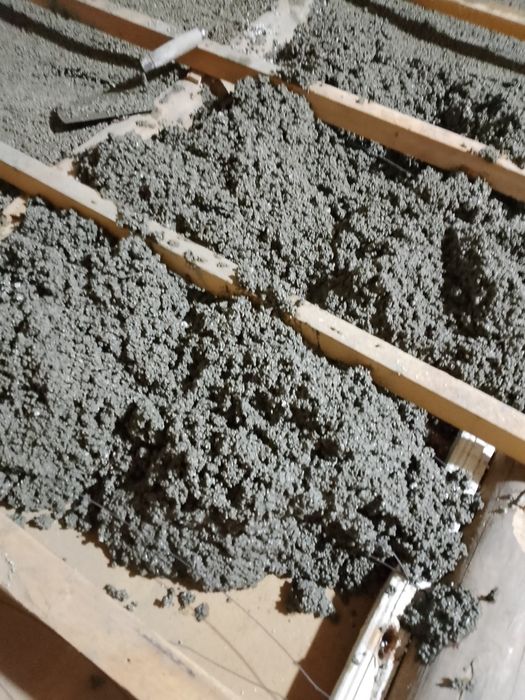 Полистирол лу́мбоз стяшка иссик том лумбоз Lomboz