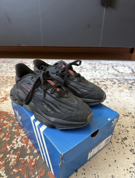 adidas Originals Ozelia