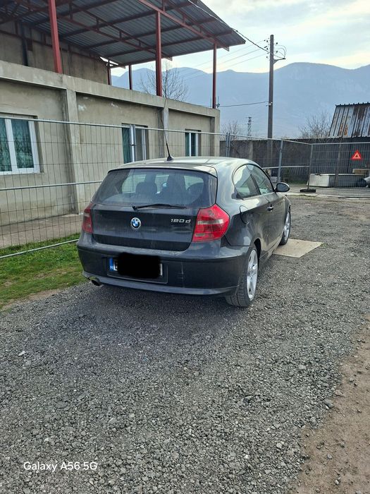 Продавам BMW 120