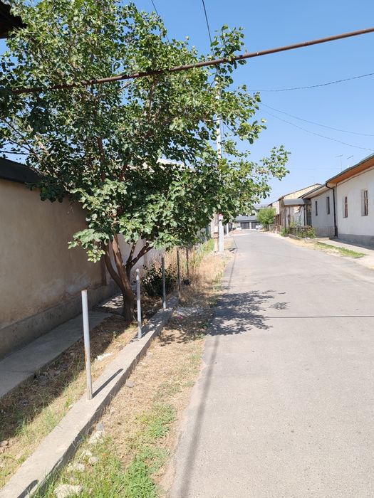 Qulay joydan yer sotiladi